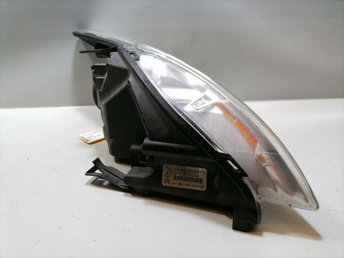 Ford Focus 2 Boriginal Scheinwerfer vorn links Halogen Facelift j.2009